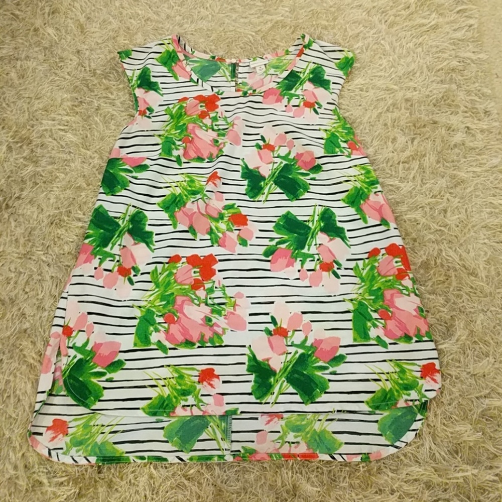 Floral and striped, cap sleeve blouse!